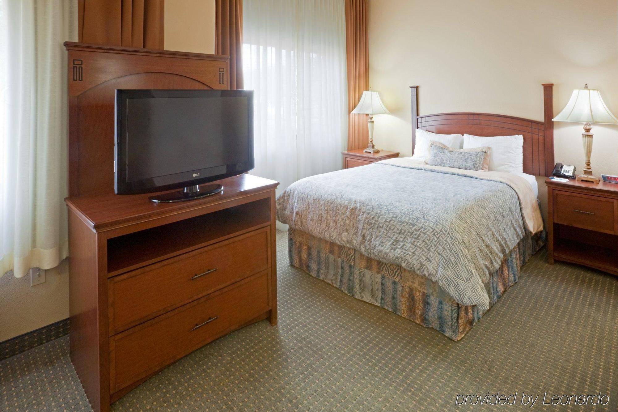 Staybridge Suites Lubbock-University Area By Ihg Chambre photo